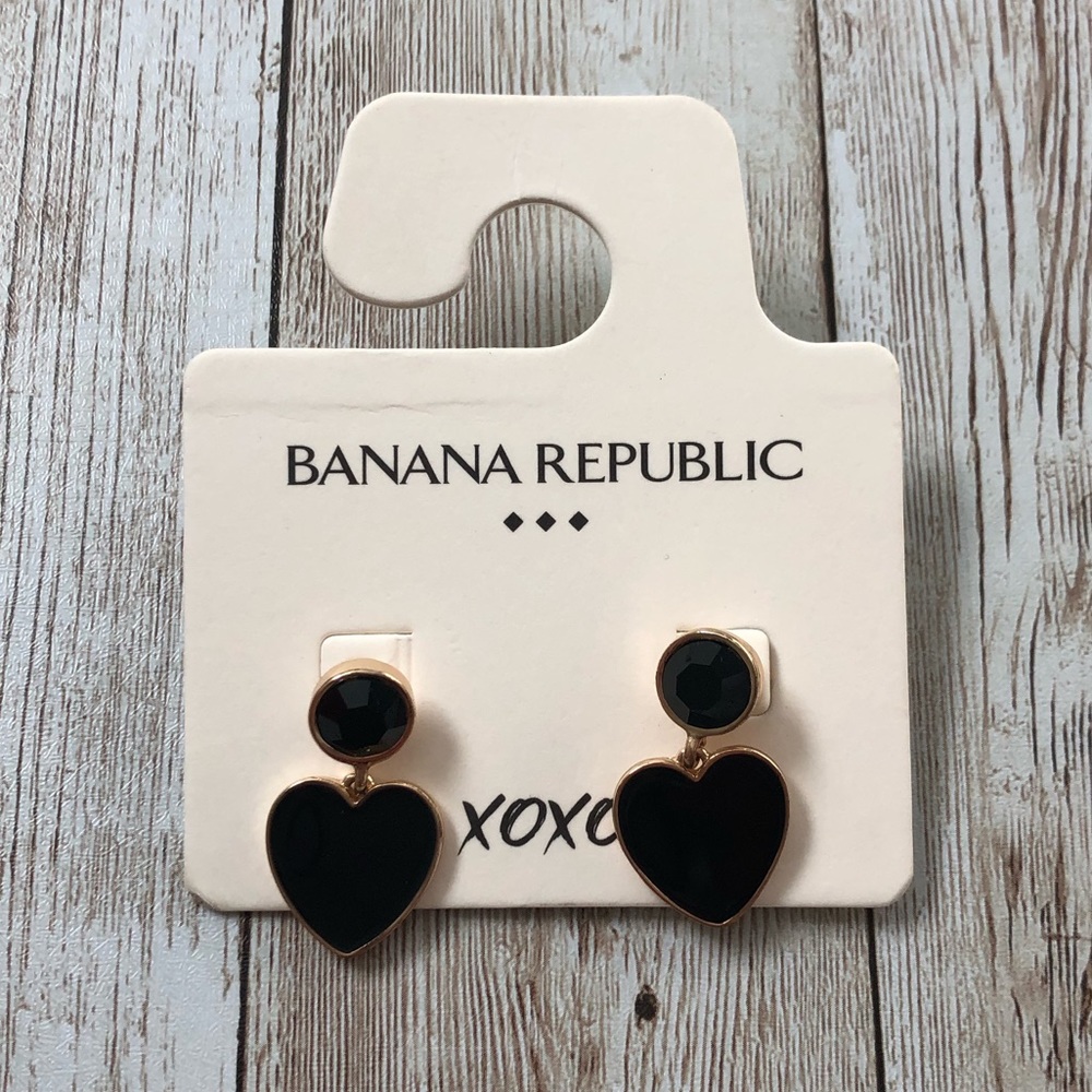 BR Factory heart shaped pendant earrings